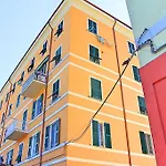 Oda ve Kahvaltı The Comfort La Spezia